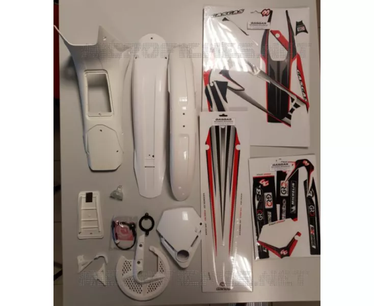 PLASTICS KIT WHITE TXT PRO 2002-2010