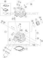 CYLINDER HEAD 