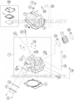 CYLINDER HEAD 